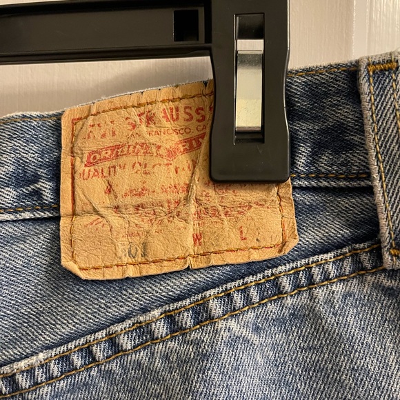 Vintage Levi’s distressed jean shorts by Re Collection - Picture 5 of 11